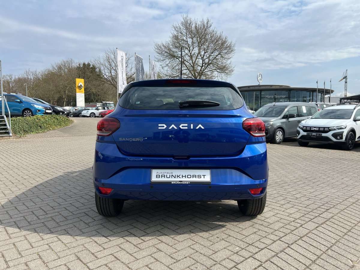 Fahrzeugbild eines Dacia Sandero
