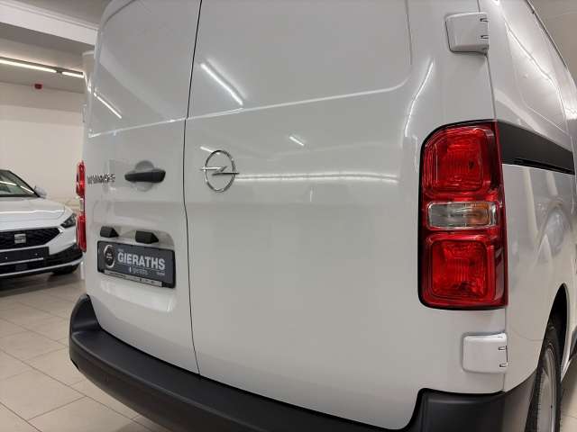 Fahrzeugbild eines Opel Vivaro