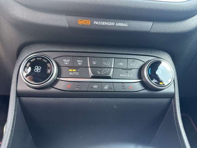 Fahrzeugbild eines Ford Fiesta