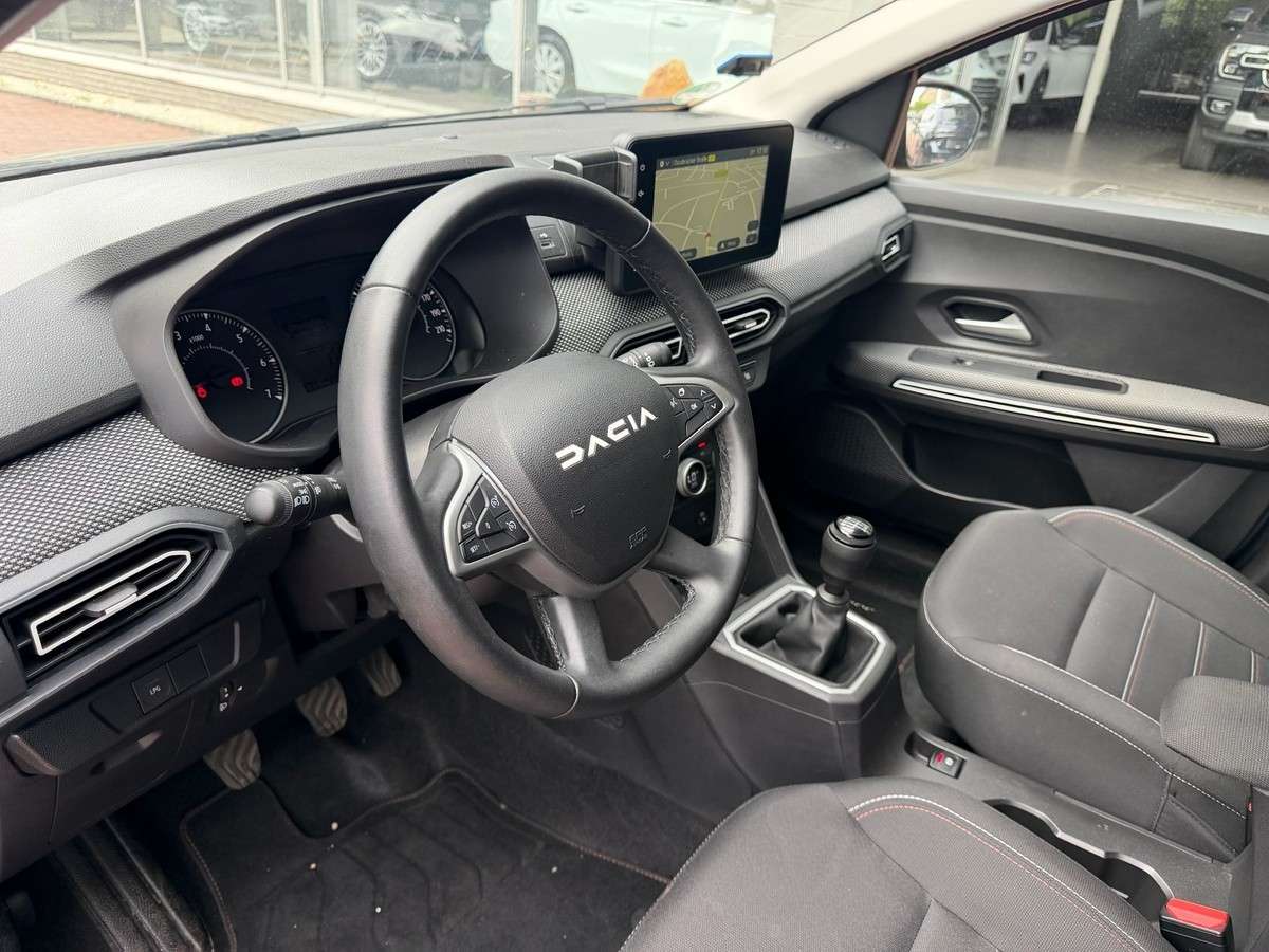 Fahrzeugbild eines Dacia Jogger