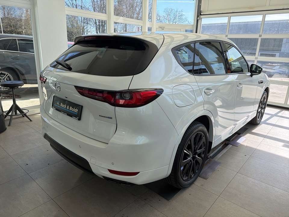 Fahrzeugbild eines Mazda CX-60