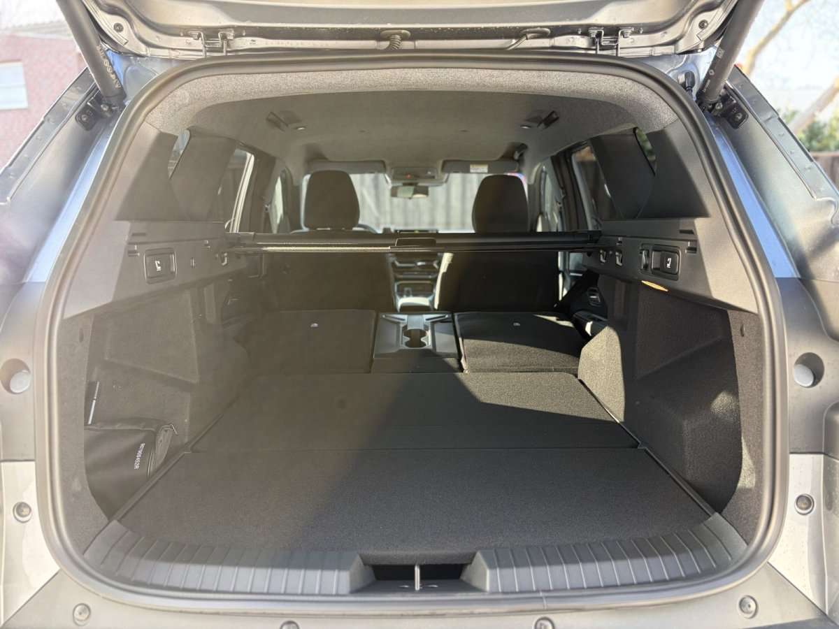 Fahrzeugbild eines Dacia Bigster