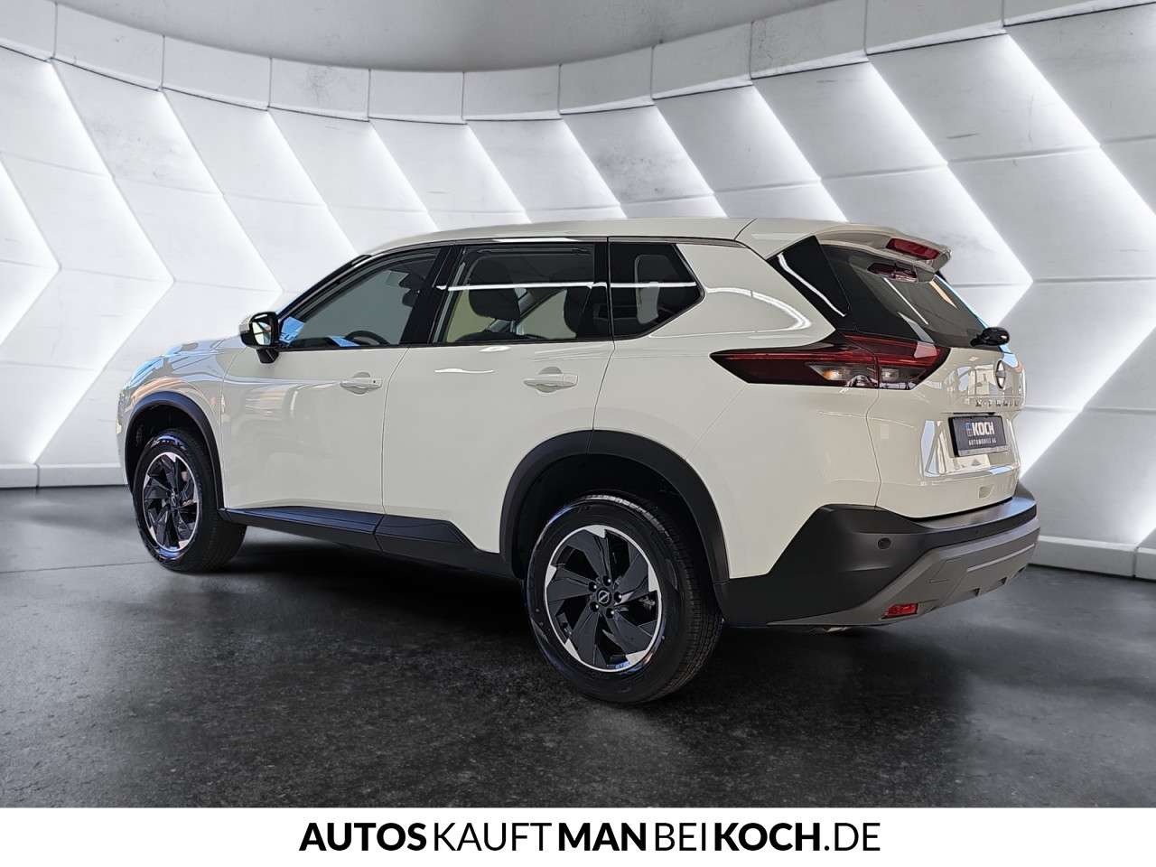 Fahrzeugbild eines Nissan X-TRAIL
