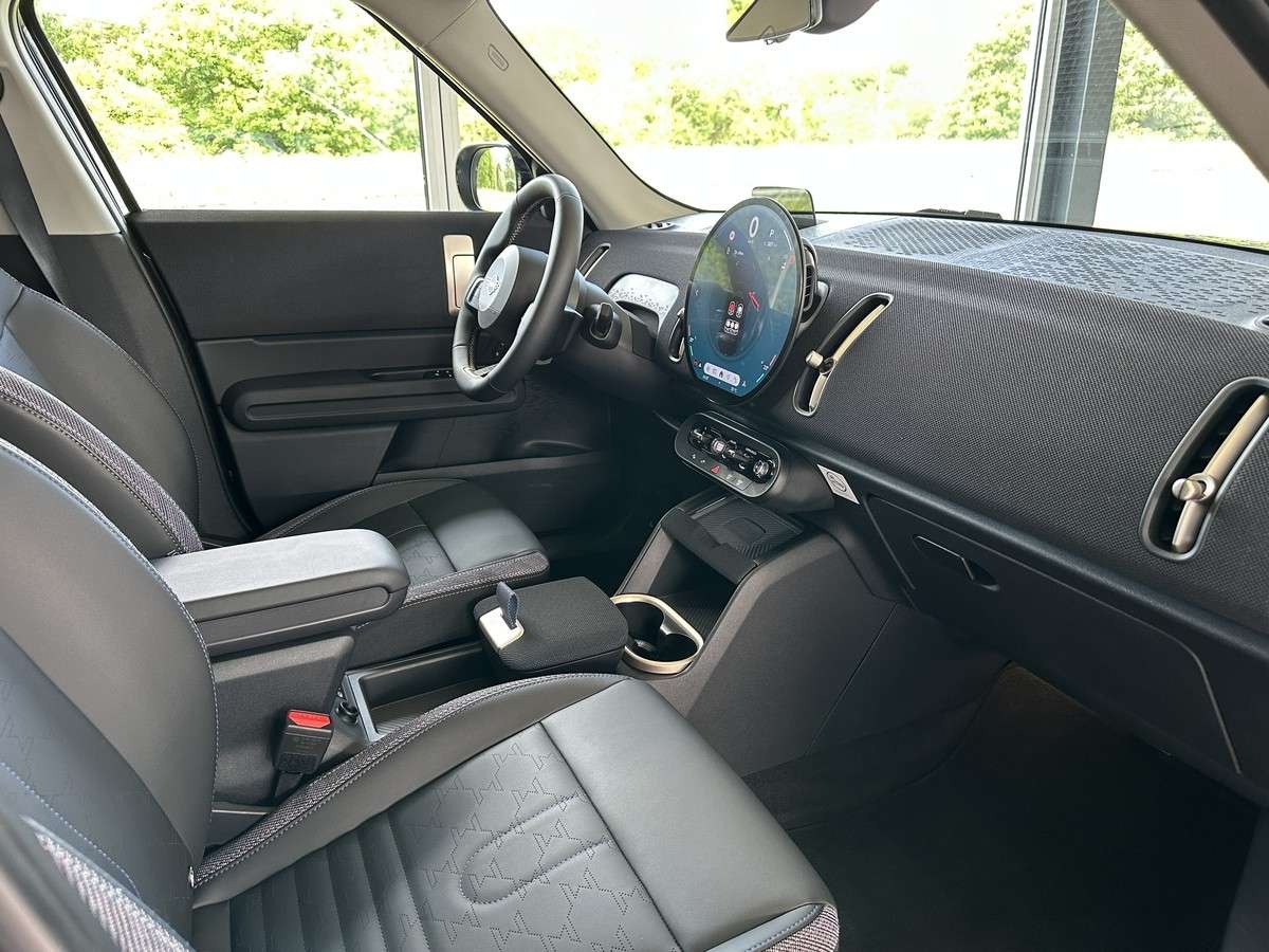 Fahrzeugbild eines MINI Countryman