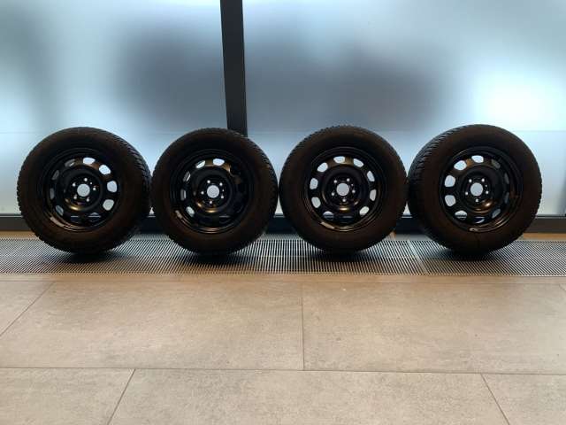 Fahrzeugbild eines Dacia Duster