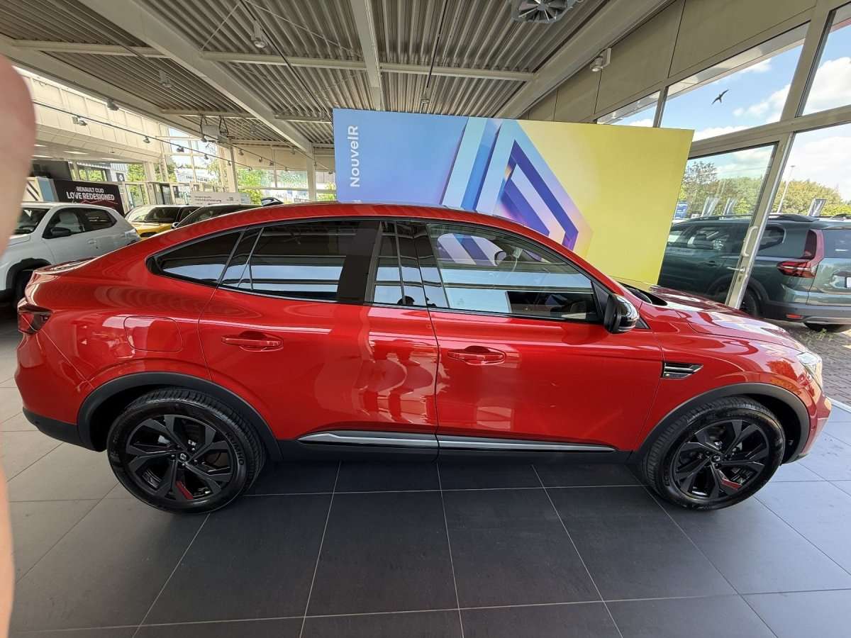 Fahrzeugbild eines Renault Arkana