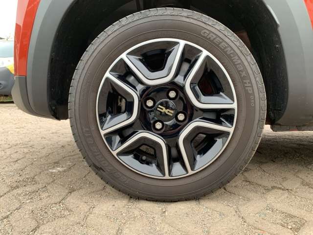 Fahrzeugbild eines Dacia Spring