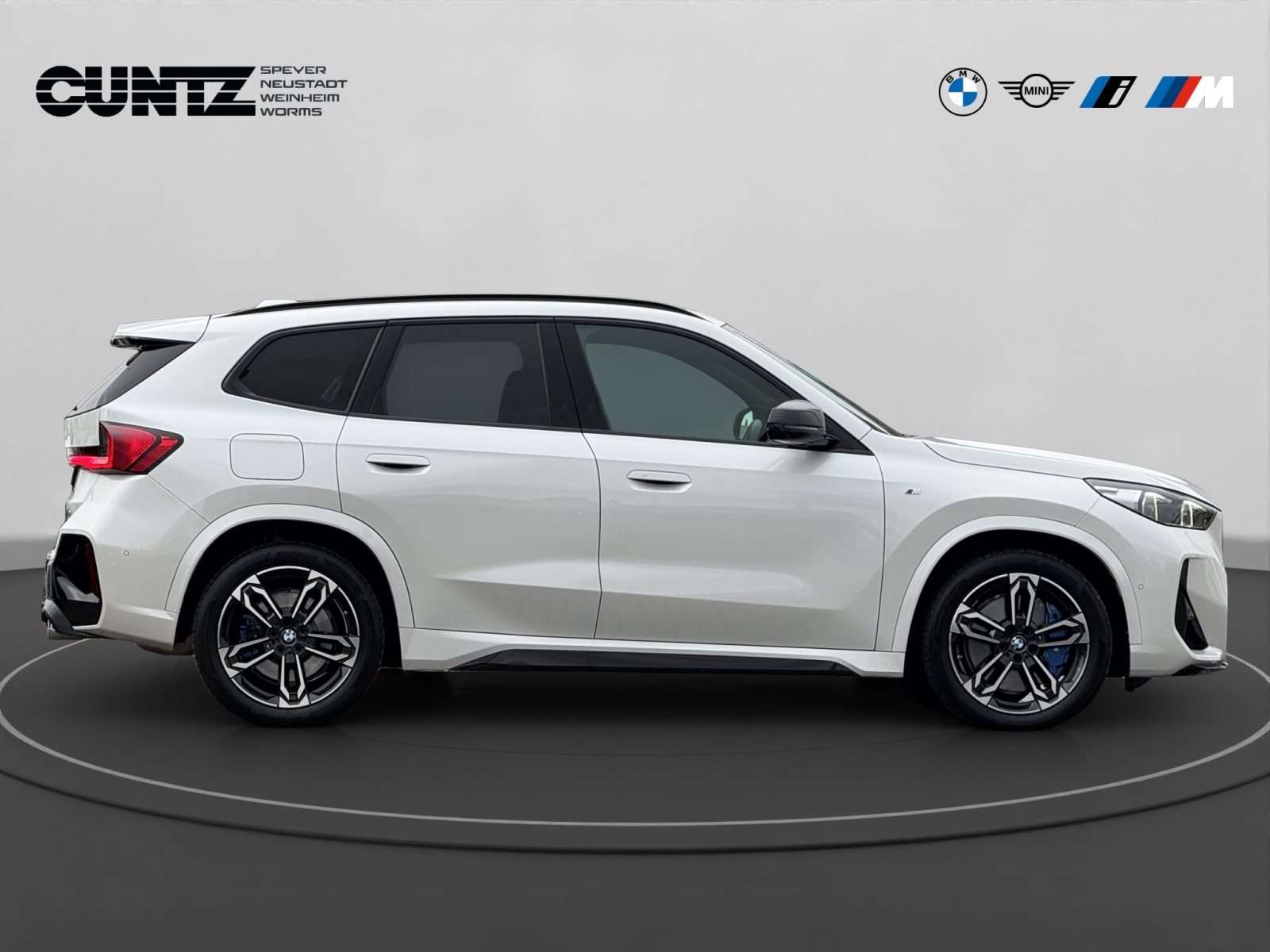 Fahrzeugbild eines BMW X1