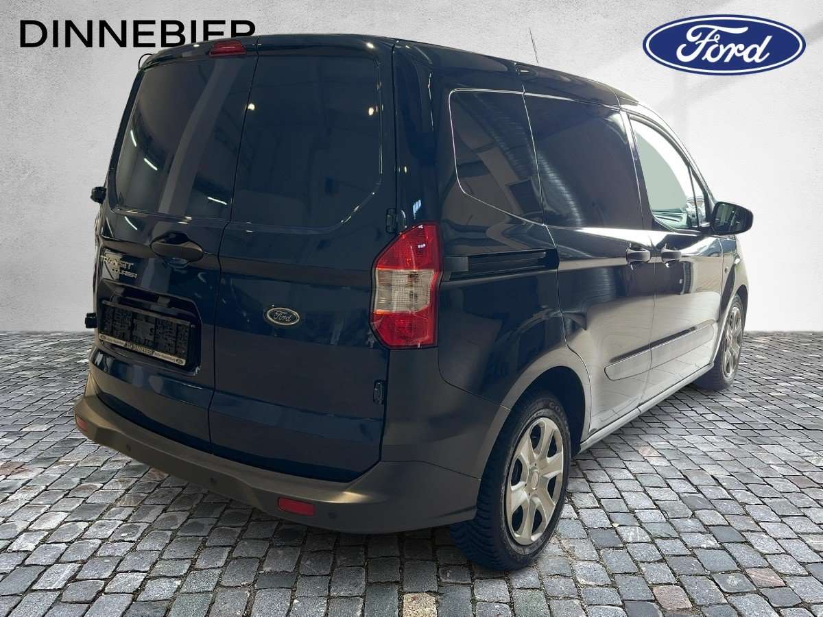Fahrzeugbild eines Ford Transit Courier