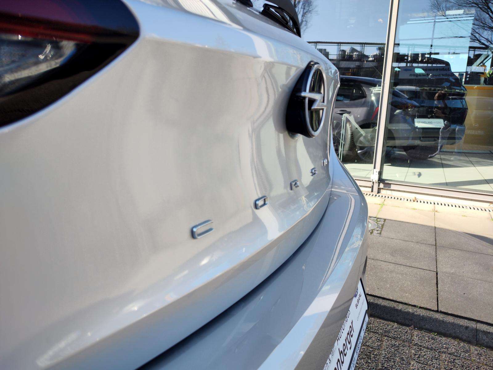 Fahrzeugbild eines Opel Corsa