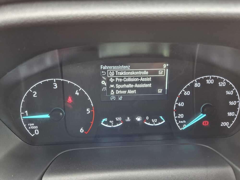 Fahrzeugbild eines Ford Transit