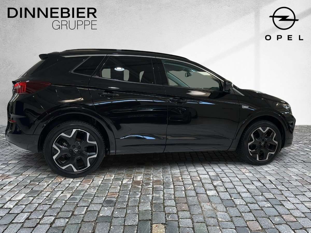 Fahrzeugbild eines Opel Grandland X