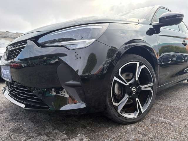Fahrzeugbild eines Opel Corsa