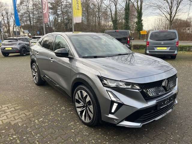 Fahrzeugbild eines Renault Rafale