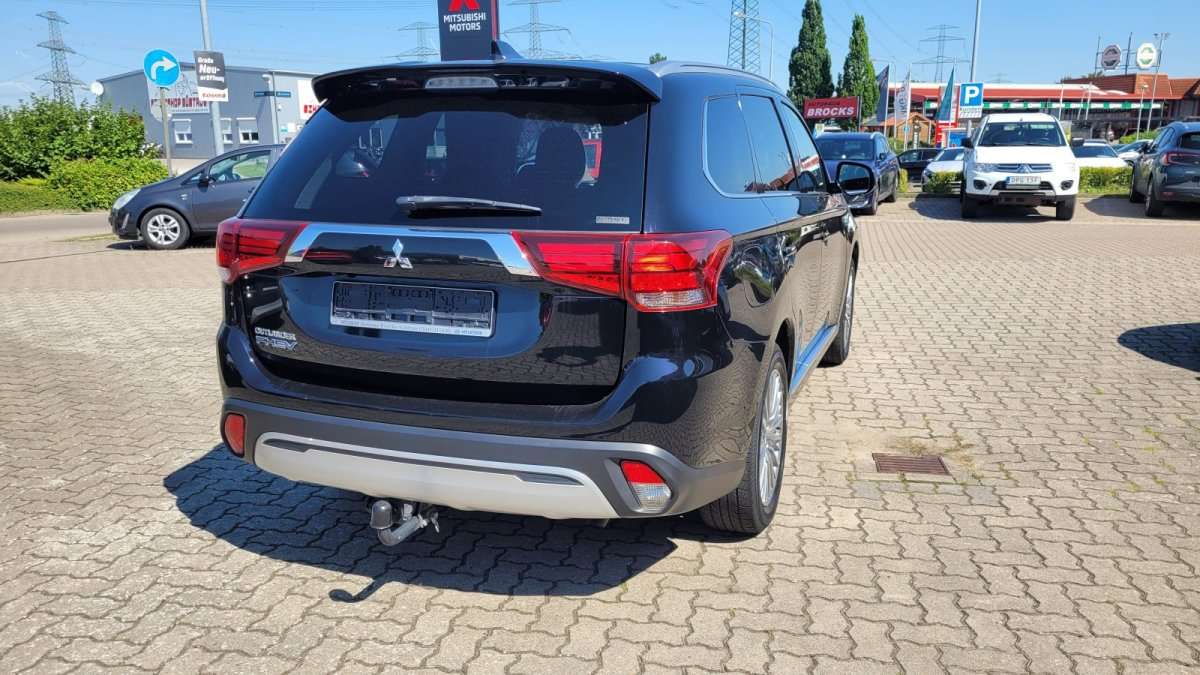 Fahrzeugbild eines Mitsubishi Outlander