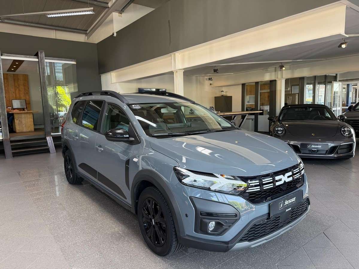 Fahrzeugbild eines Dacia Jogger