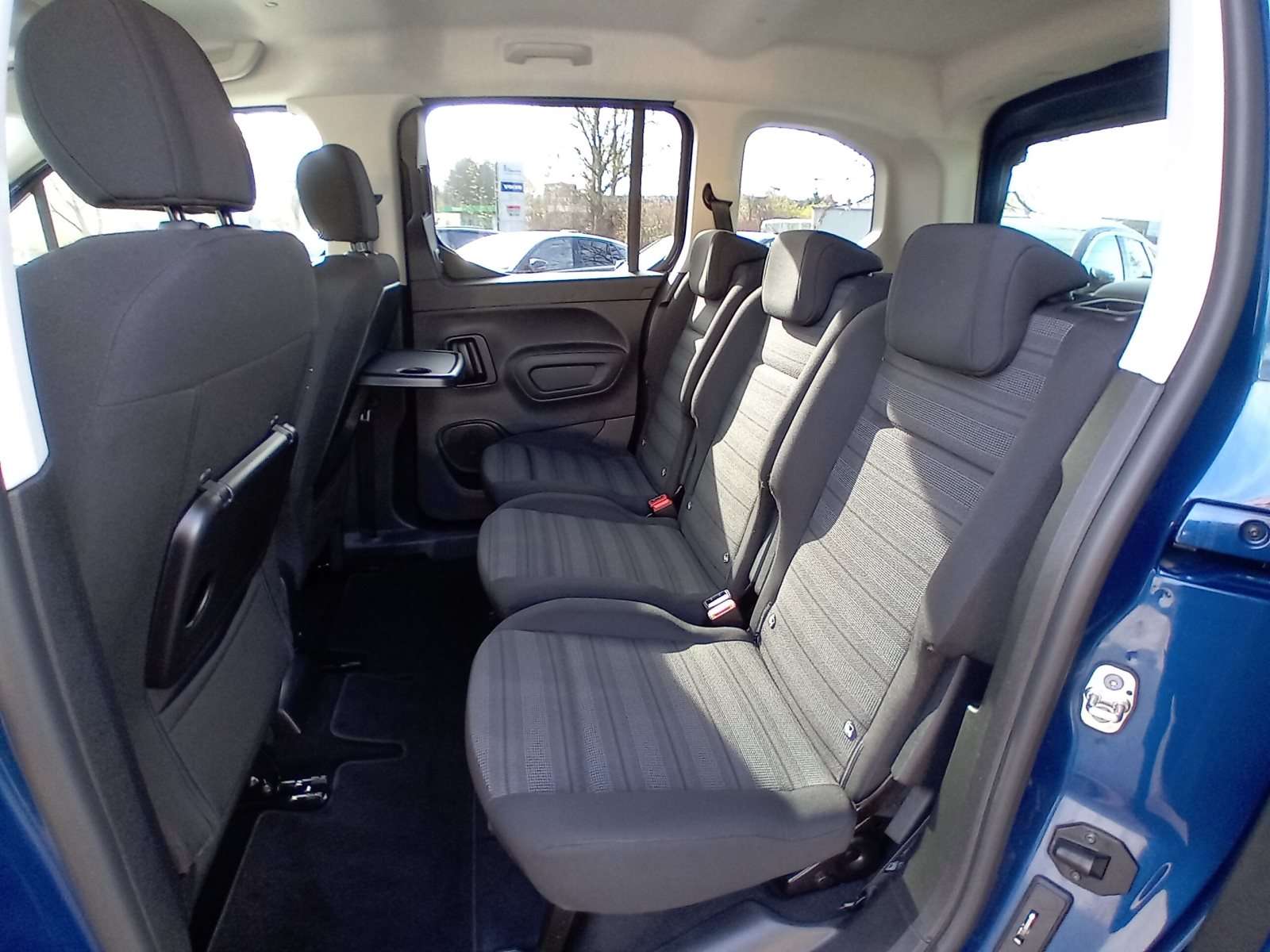 Fahrzeugbild eines Opel Combo Life