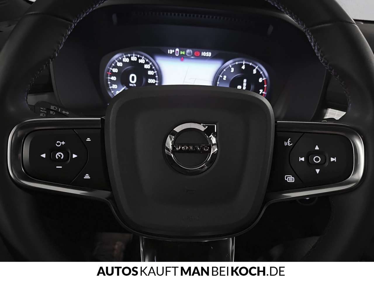 Fahrzeugbild eines Volvo XC40