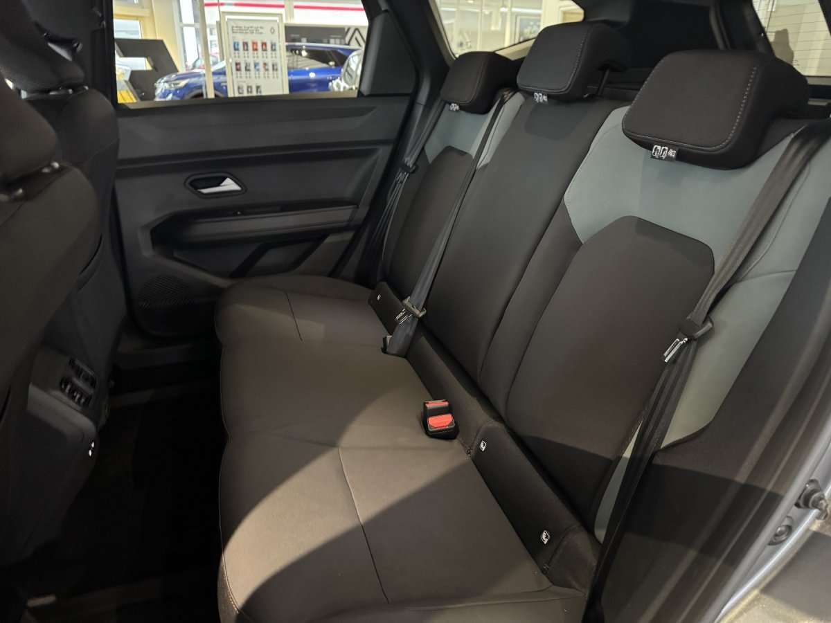 Fahrzeugbild eines Dacia Bigster