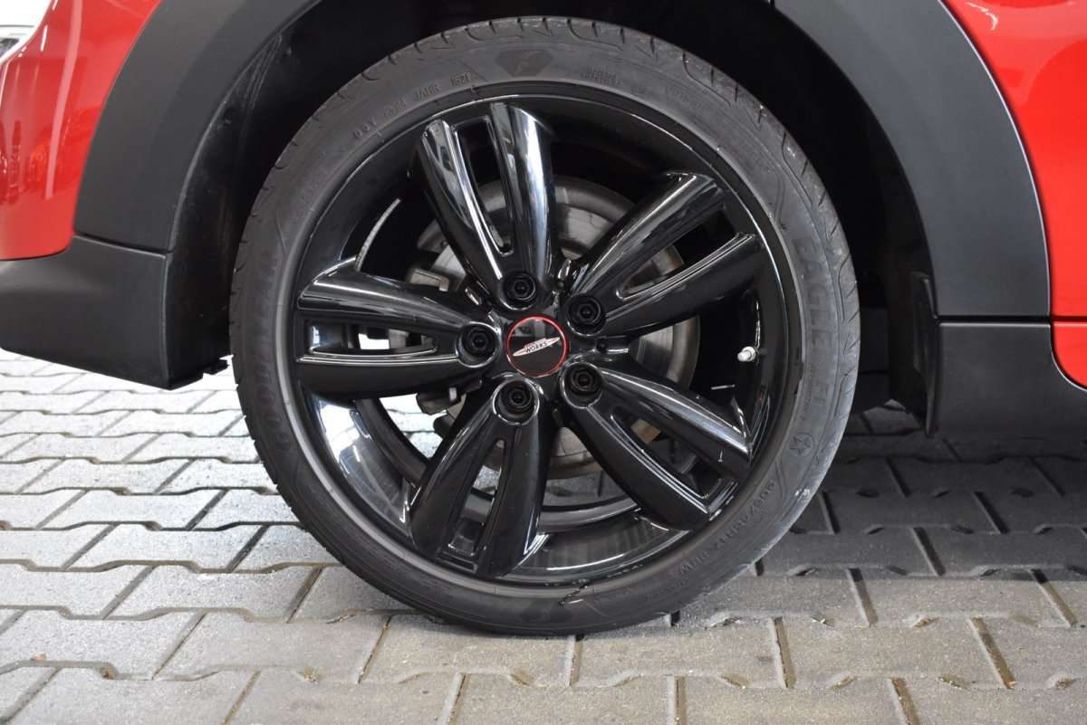 Fahrzeugbild eines MINI COOPER