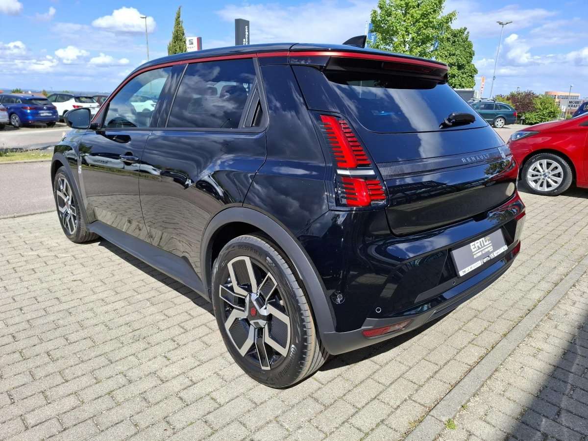 Fahrzeugbild eines Renault 5 E-TECH