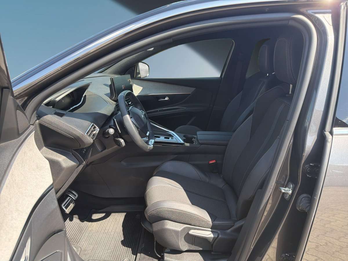 Fahrzeugbild eines Peugeot 3008