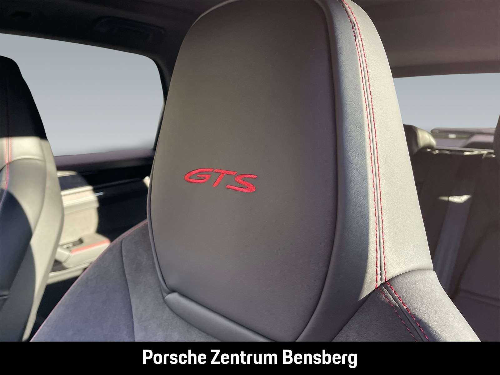 Fahrzeugbild eines Porsche Cayenne