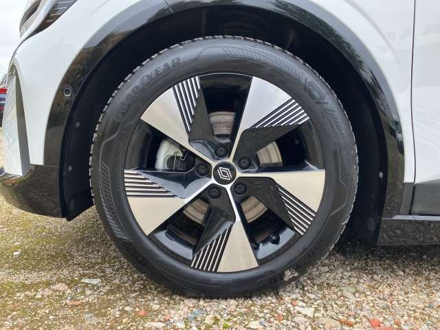 Fahrzeugbild eines Renault Megane E-TECH