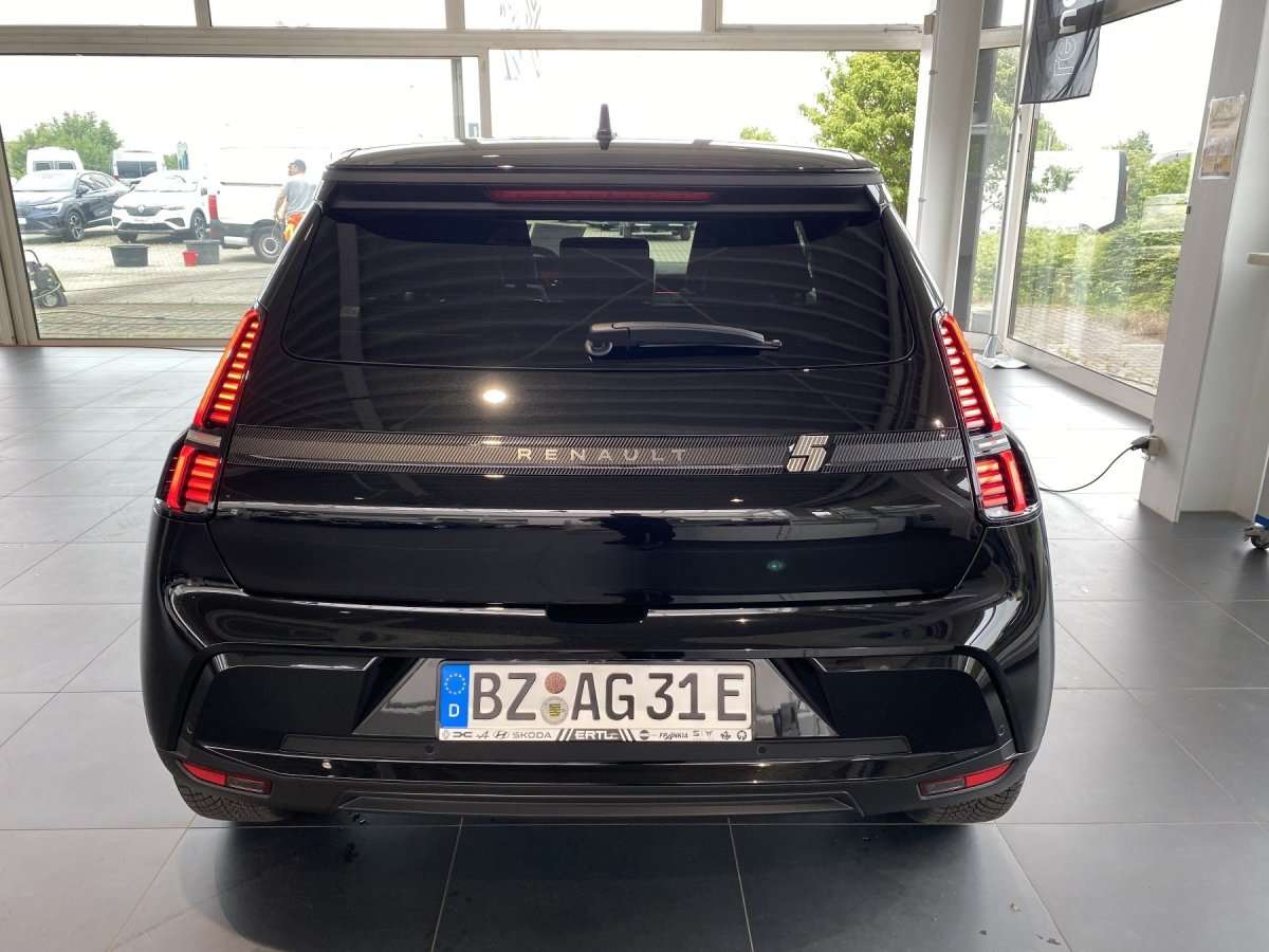 Fahrzeugbild eines Renault 5 E-TECH