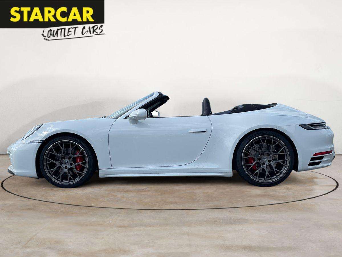 Fahrzeugbild eines Porsche 911