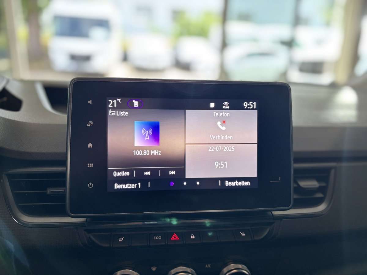 Fahrzeugbild eines Renault Kangoo E-TECH