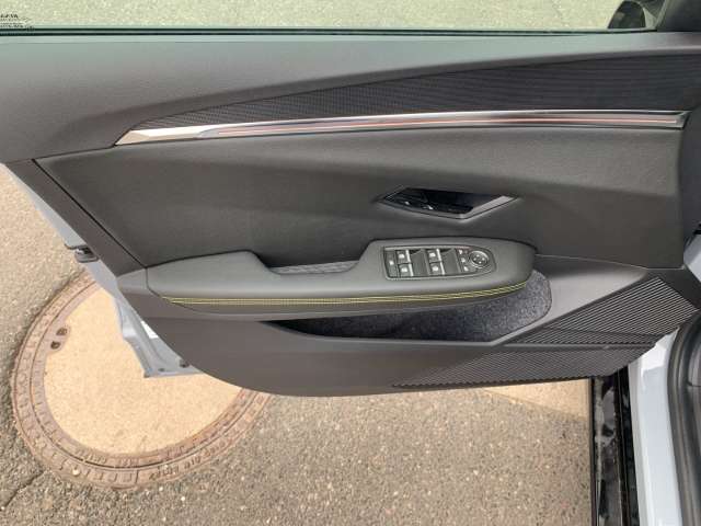 Fahrzeugbild eines Renault Megane E-TECH