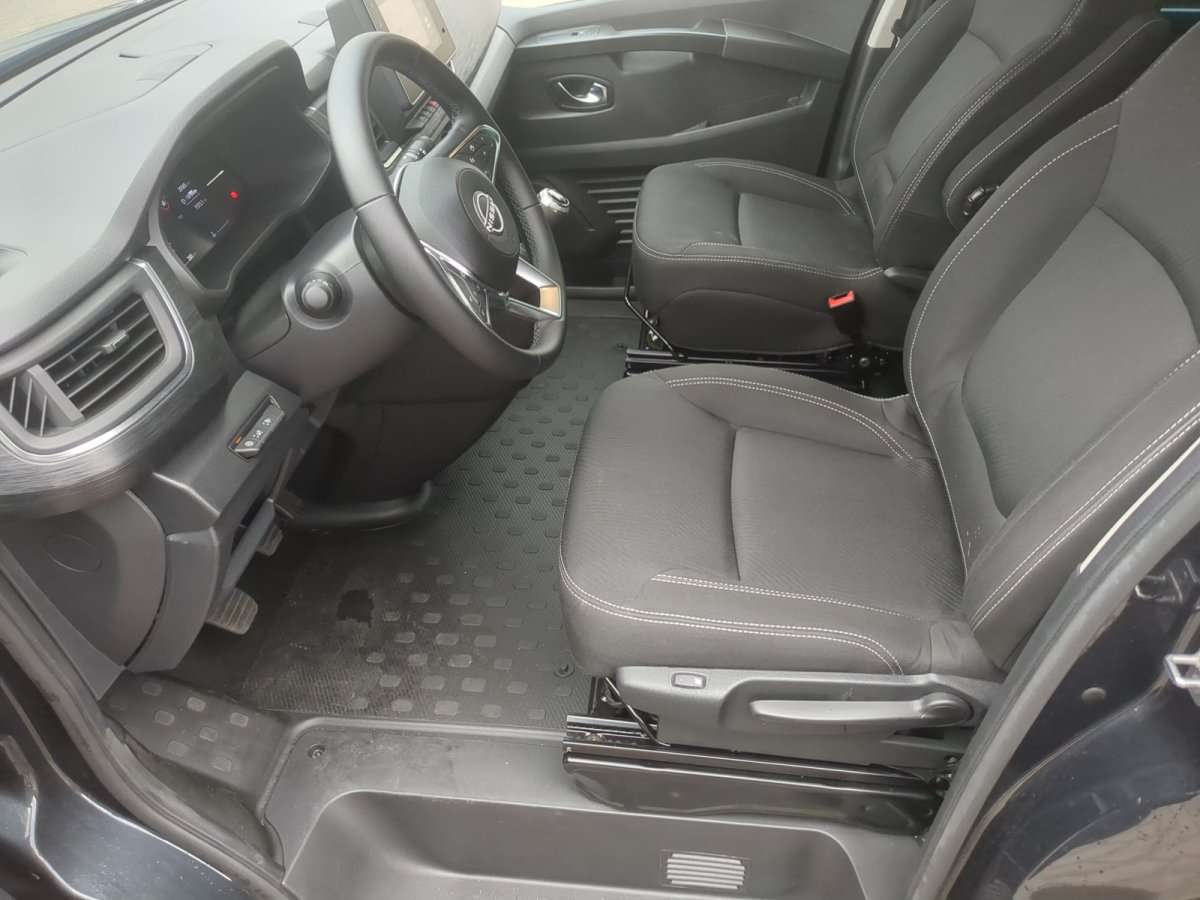 Fahrzeugbild eines Nissan Primastar