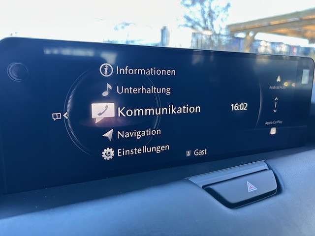 Fahrzeugbild eines Mazda CX-60