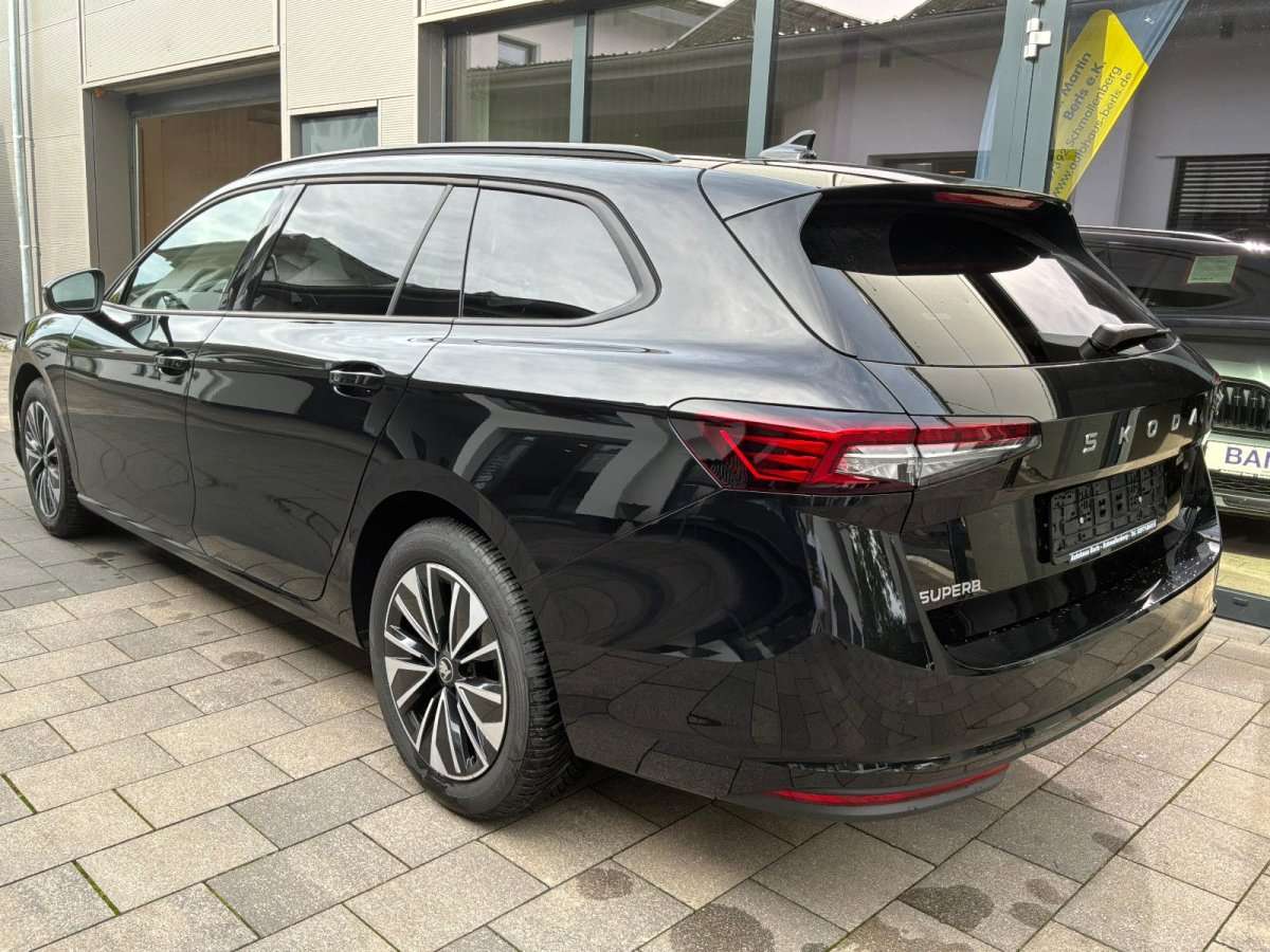 Fahrzeugbild eines Skoda Superb