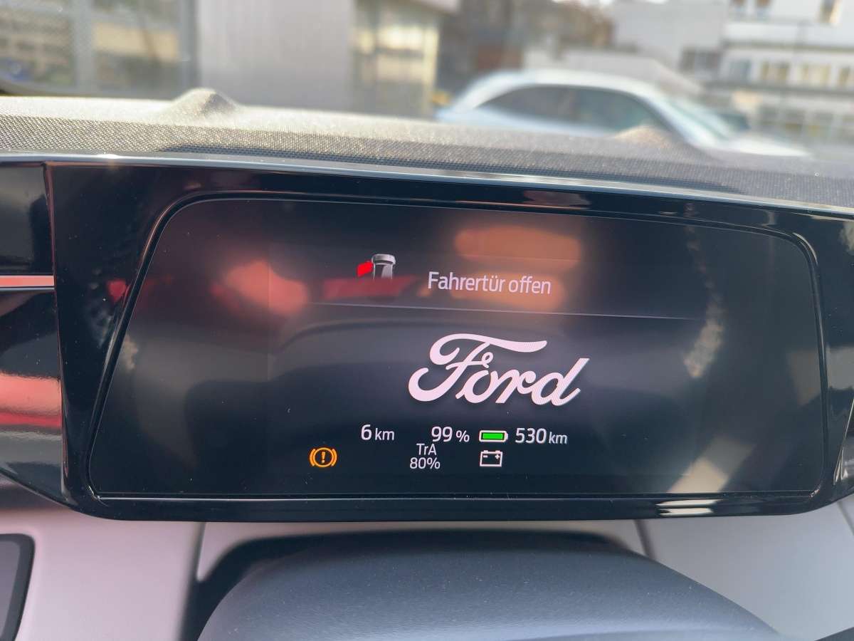 Fahrzeugbild eines Ford Capri