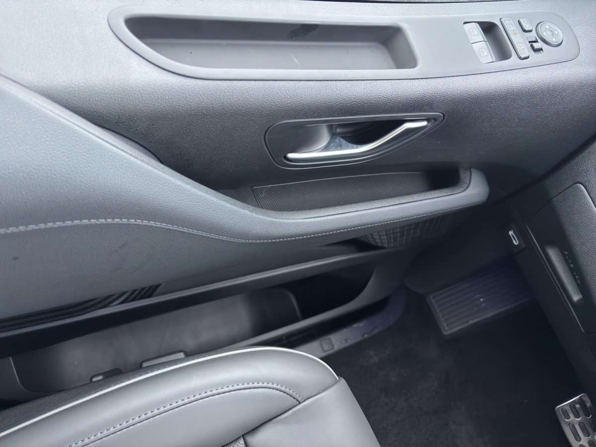 Fahrzeugbild eines Hyundai Staria