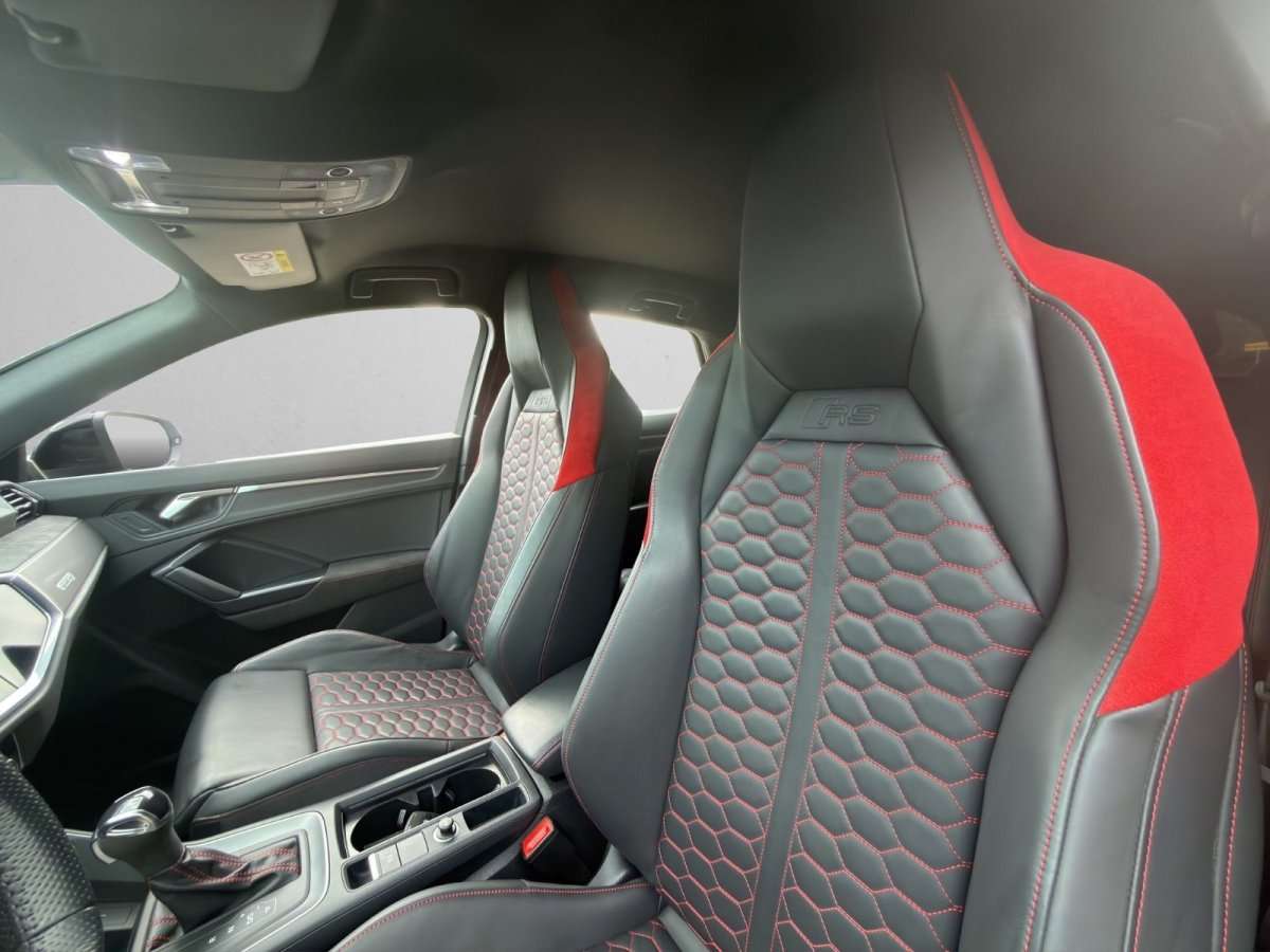 Fahrzeugbild eines Audi RS Q3