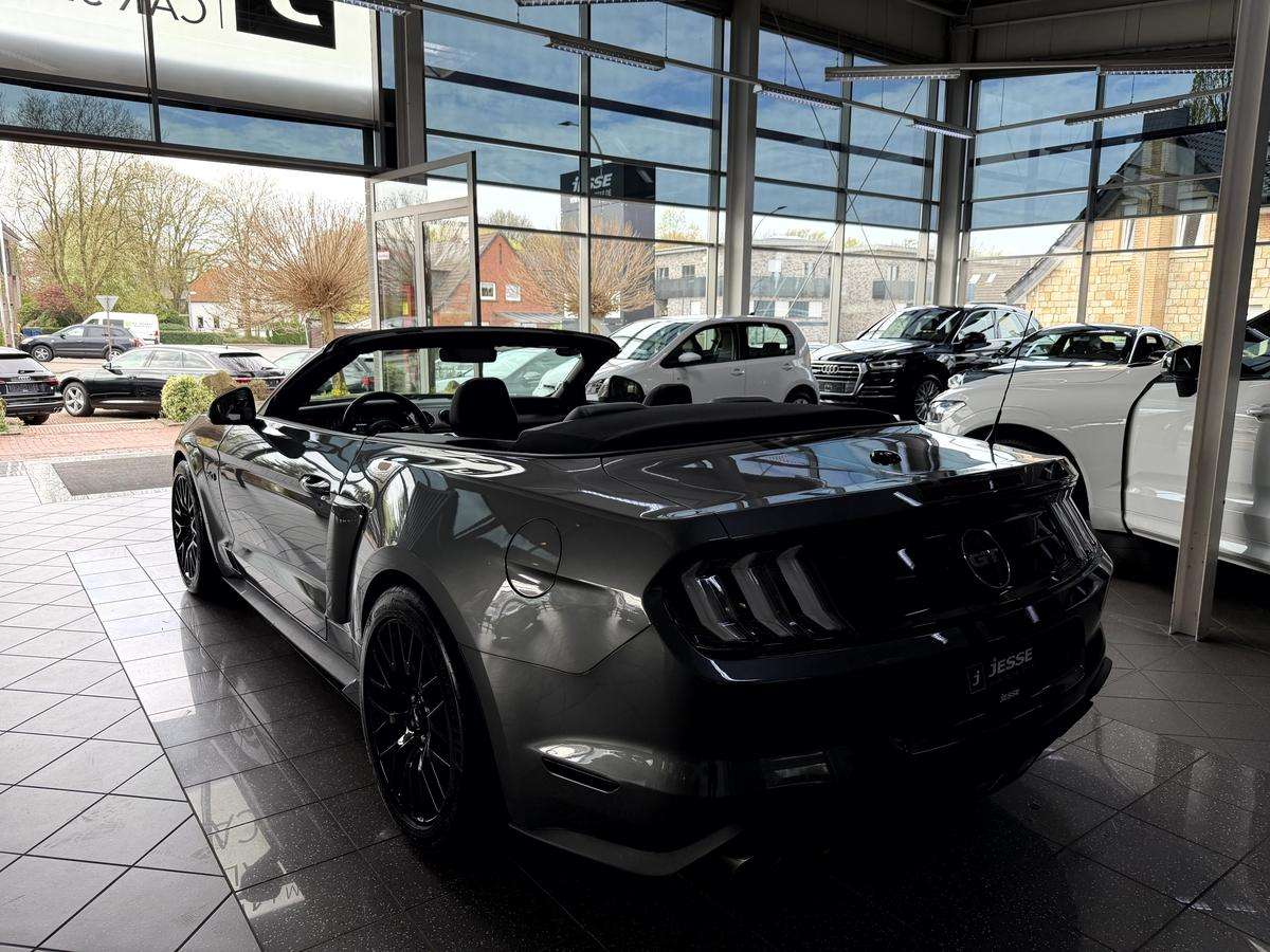 Fahrzeugbild eines Ford Mustang