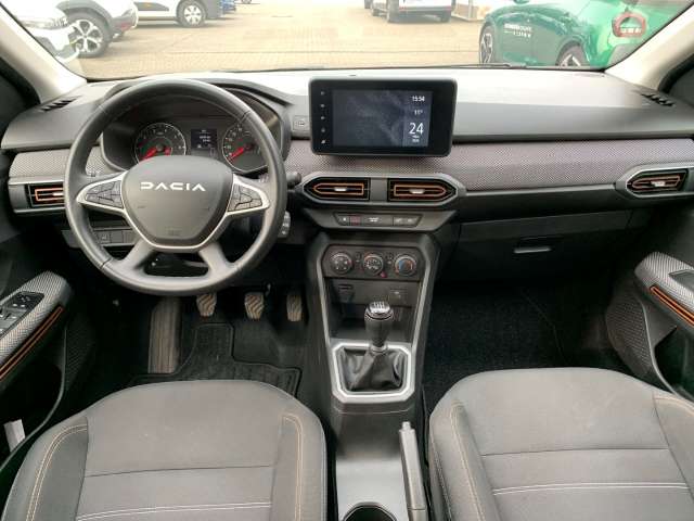 Fahrzeugbild eines Dacia Sandero