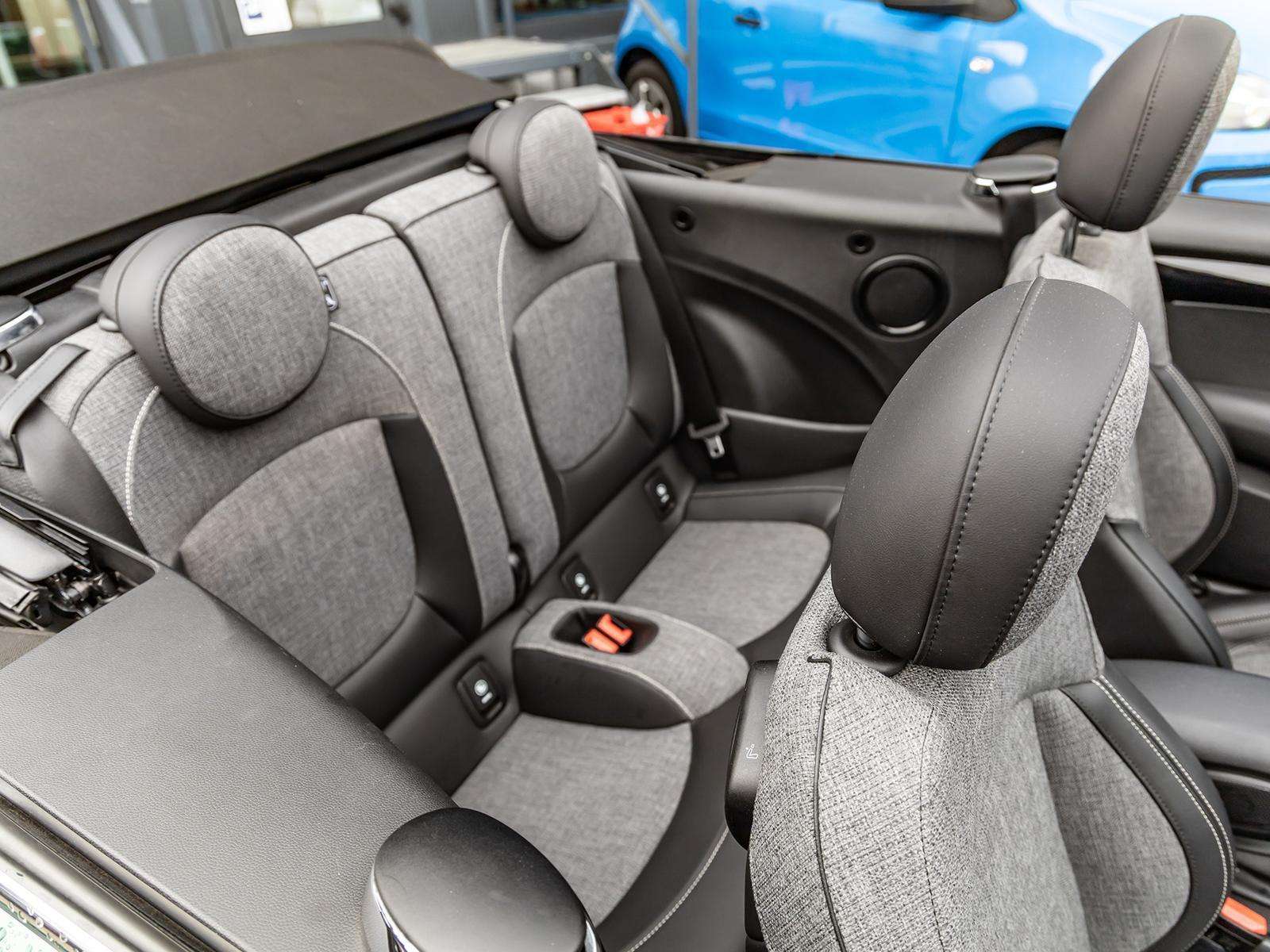 Fahrzeugbild eines MINI COOPER