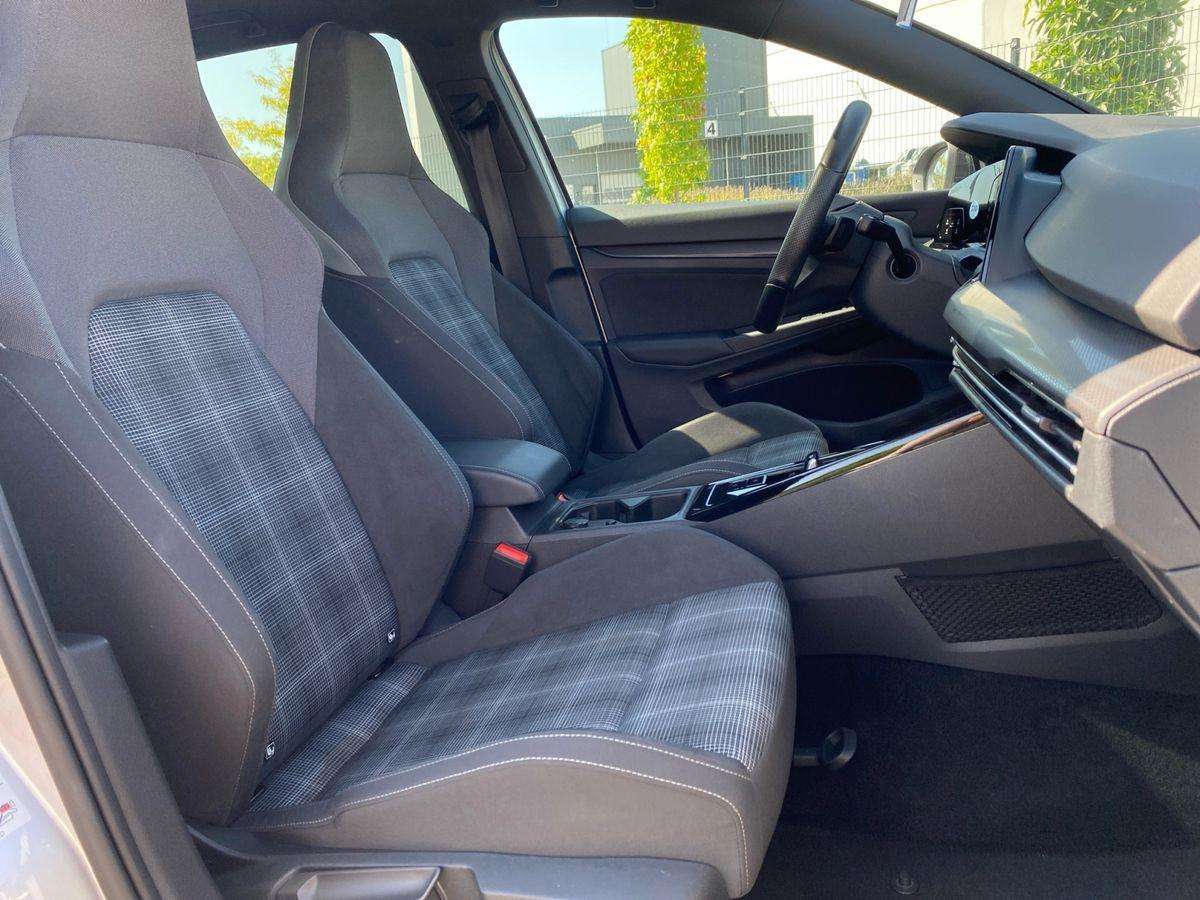 Fahrzeugbild eines Volkswagen Golf