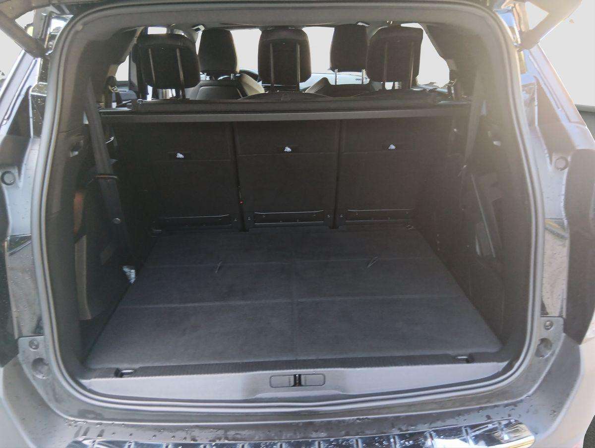 Fahrzeugbild eines Peugeot 5008