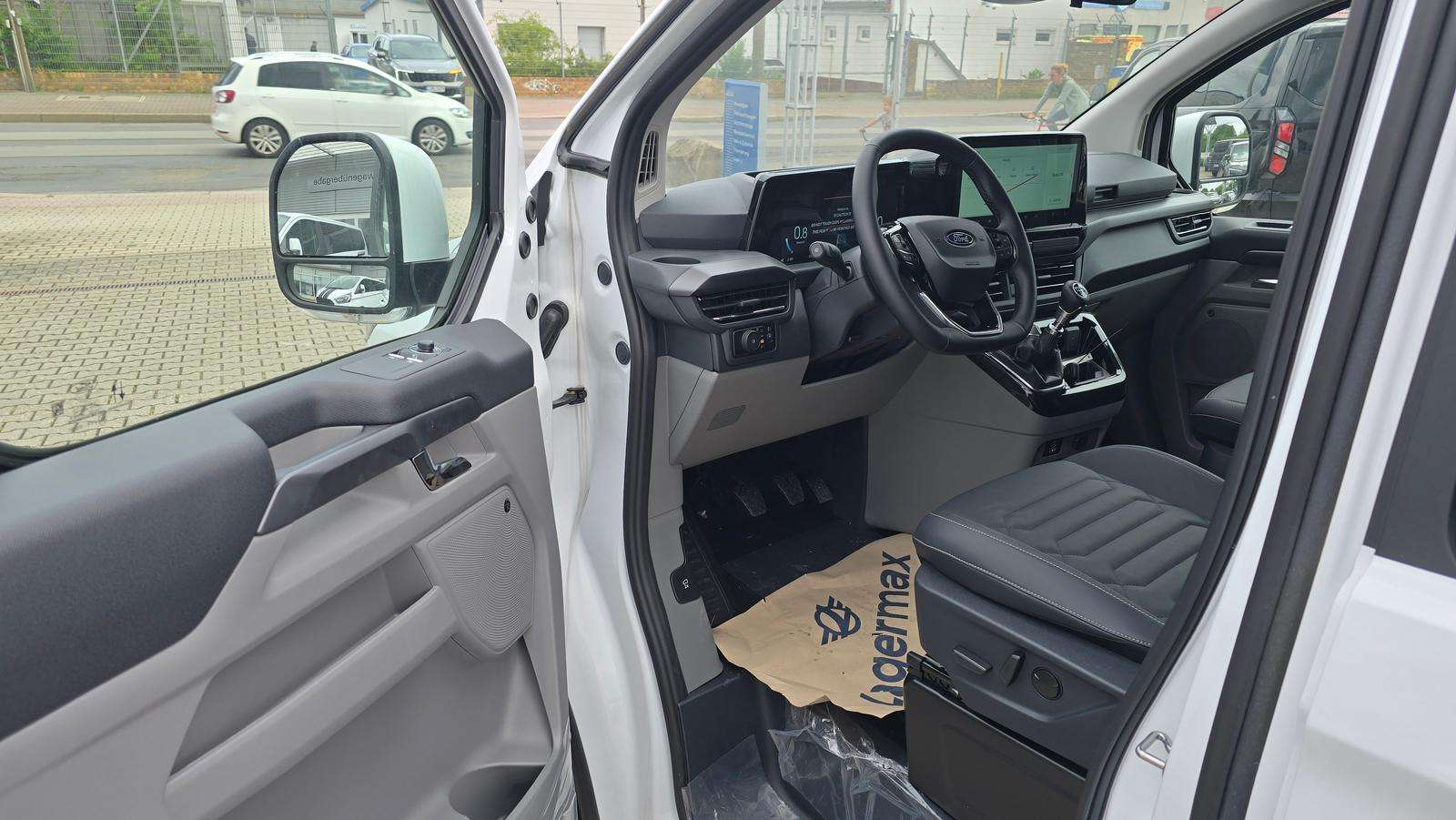 Fahrzeugbild eines Ford Tourneo Custom