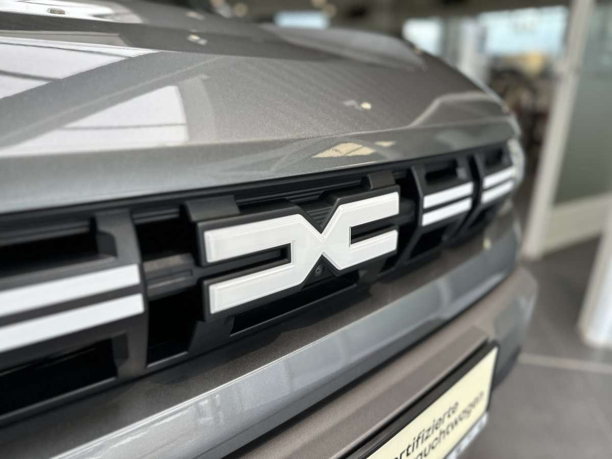 Fahrzeugbild eines Dacia Duster