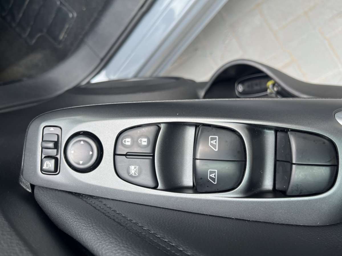 Fahrzeugbild eines Nissan JUKE