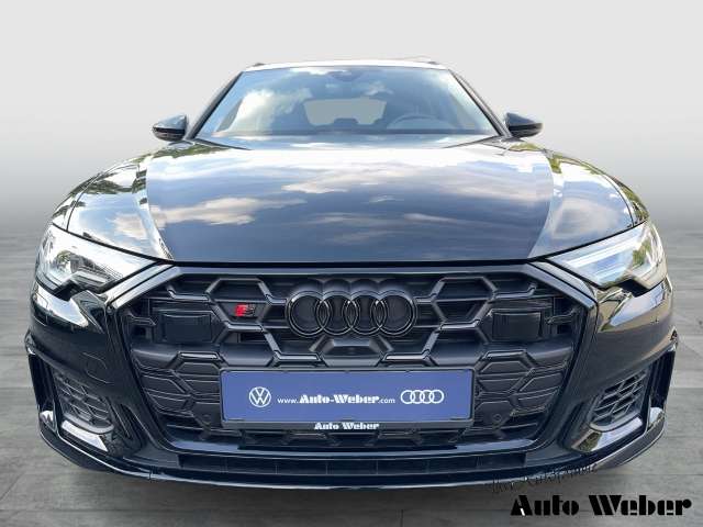 Fahrzeugbild eines Audi S6