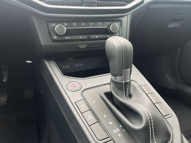 Fahrzeugbild eines SEAT Ibiza