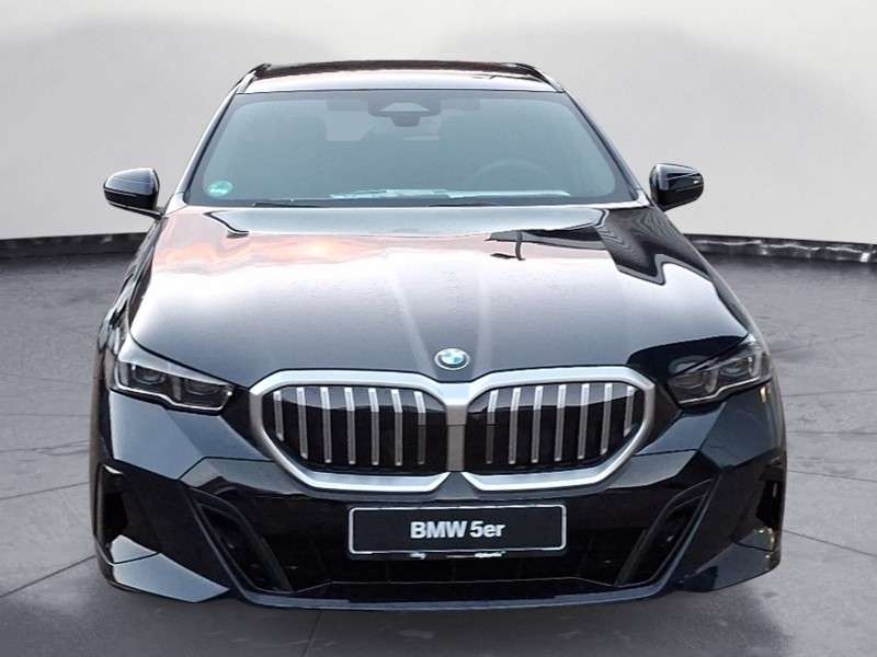 Fahrzeugbild eines BMW 5er-Reihe