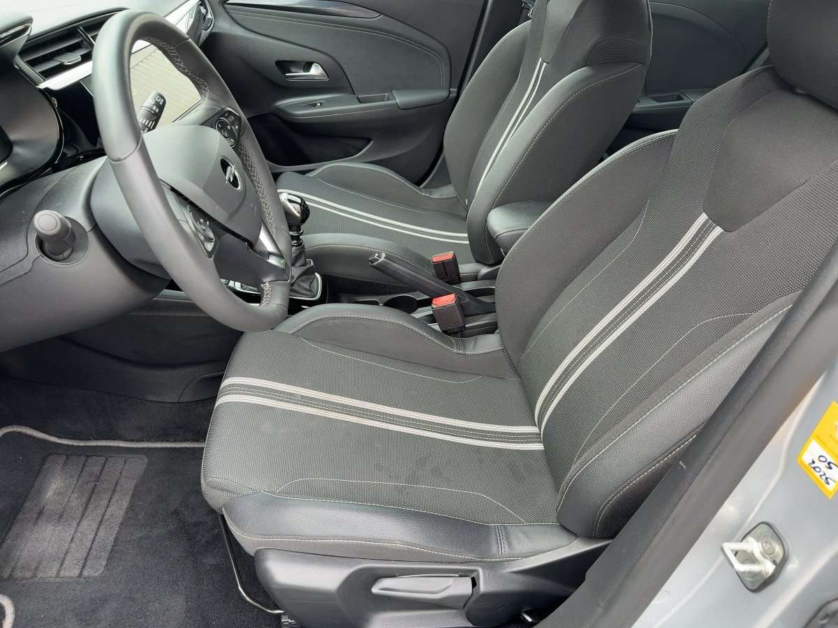Fahrzeugbild eines Opel Corsa